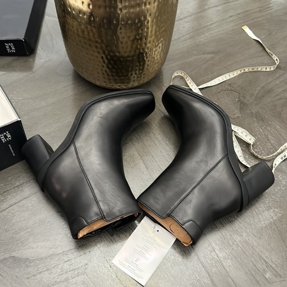 Naturalizer Avery Waterproof Bootie (WIDE) - Picture 6 of 12